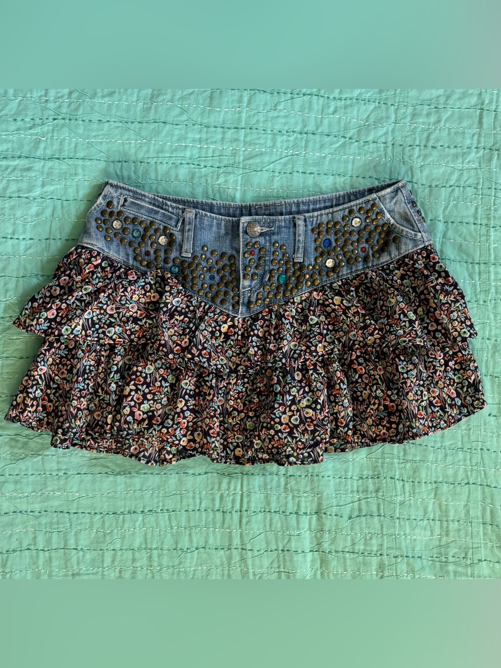 Y2K Express Jeans Floral Ruffle Beaded Gem Micro Mini Skirt Size 2.